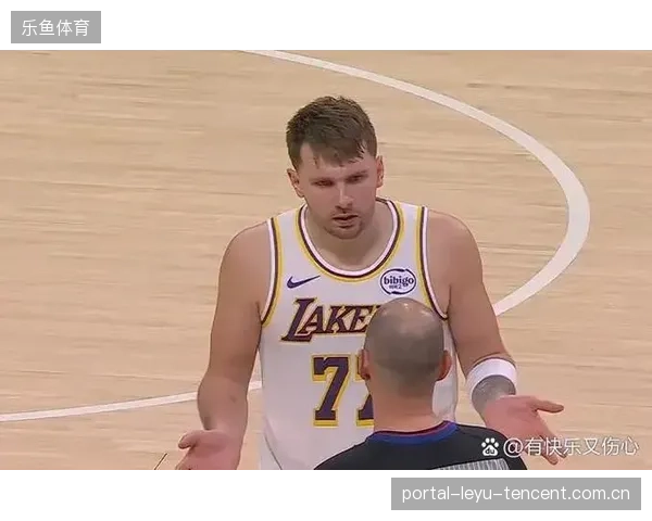NBA东契奇后撤步三分接管加时赛